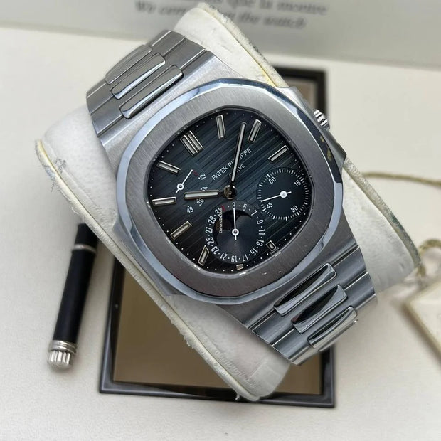 Patek Nautilus 3712.